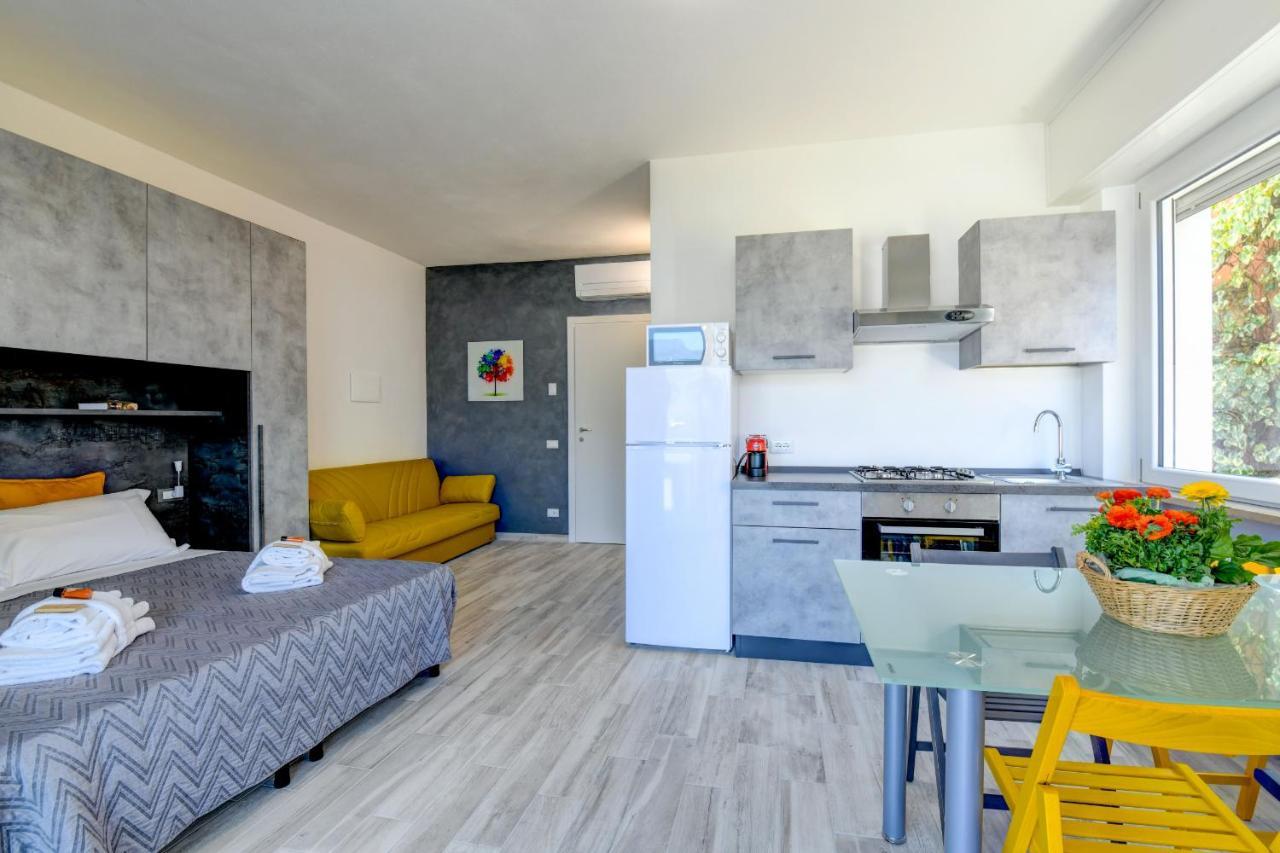Studio Baldo - Brenzone Holiday Apartments Экстерьер фото